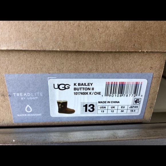 Kids UGG Bailey Button - Picture 6 of 8